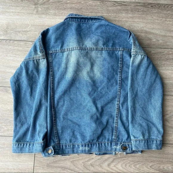 Distressed Raw Edge Denim Jean Jacket - Picture 8 of 11